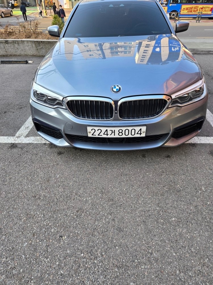5시리즈 G30 530 i xDrive 전기형 (252마력)M 스포츠 플러스 매물 썸네일