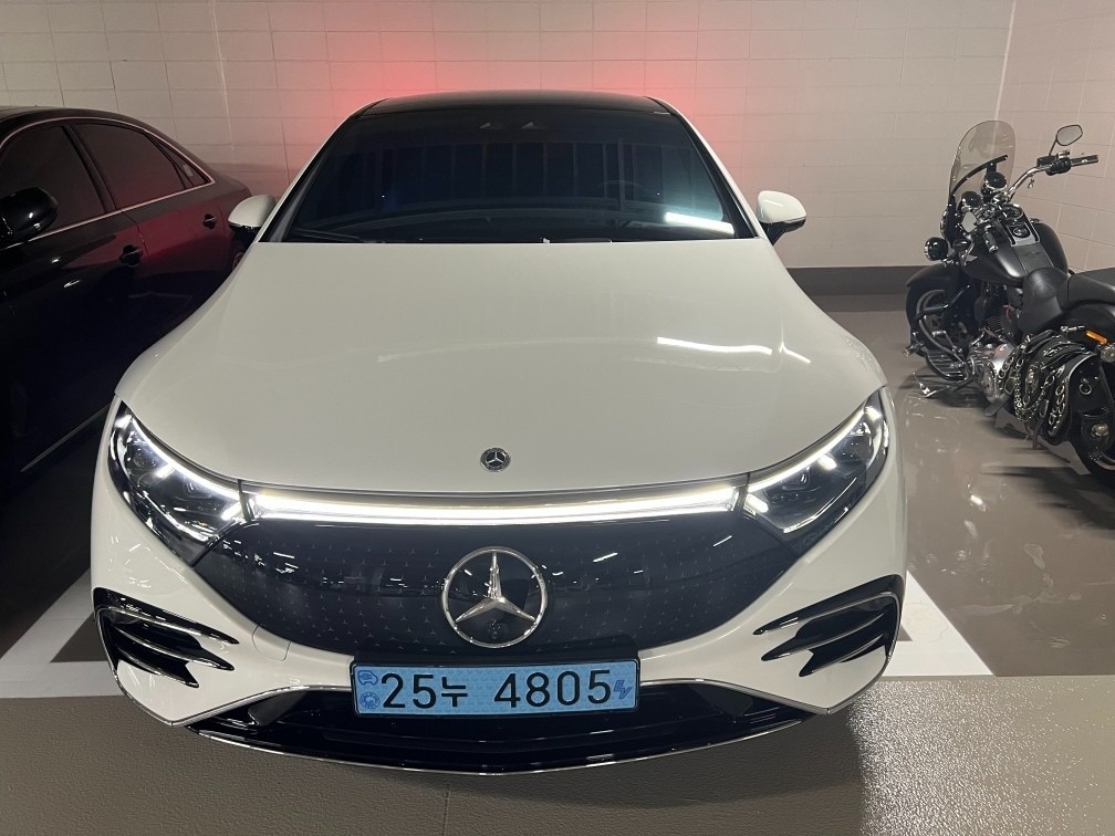 EQS V297 EQS450+ 전기형 (478km)AMG Line 매물 썸네일