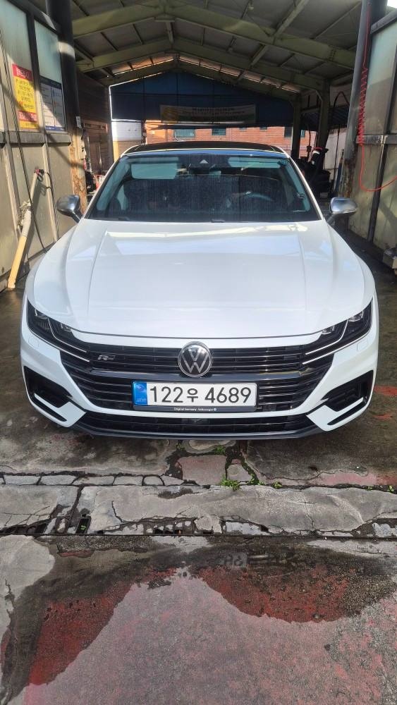 아테온 2.0 TDi 프레스티지 매물 썸네일