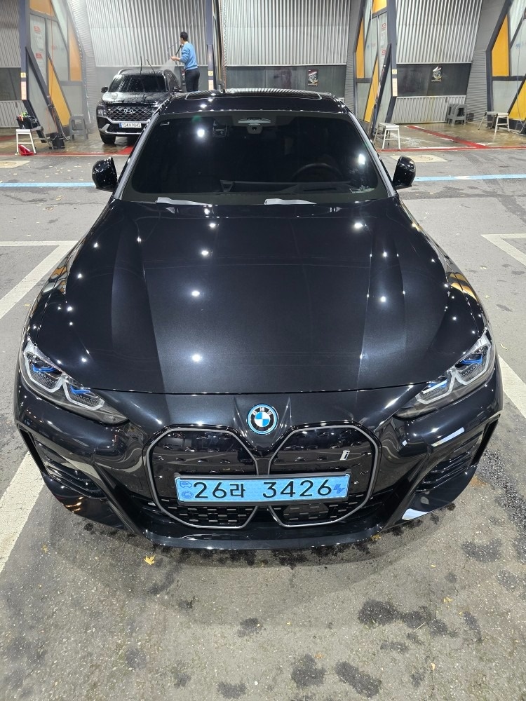 i4 그란쿠페G26 40(84kWh) eDrive M 스포츠 프로 매물 썸네일