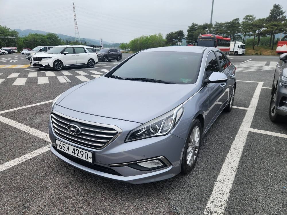 LF 쏘나타 2.0 CVVL FWD 케어+ 매물 썸네일