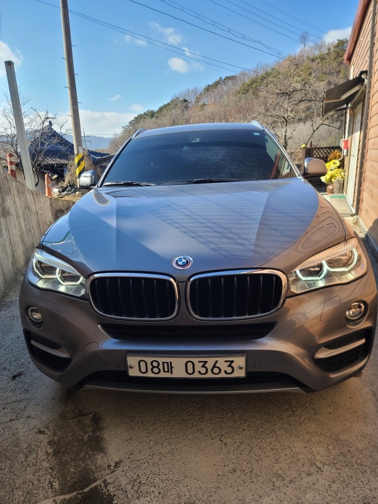 X6 F16 30d xDrive (258마력) 매물 썸네일