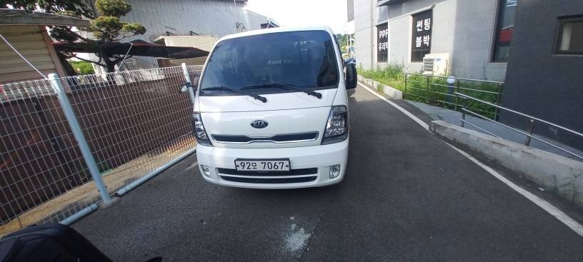 더 뉴 봉고 Ⅲ 1톤 PU 초장축 킹캡 L 매물 썸네일