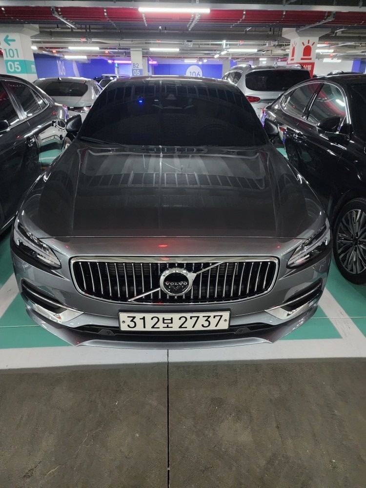 S90 Ⅱ T5 FWD 매물 썸네일