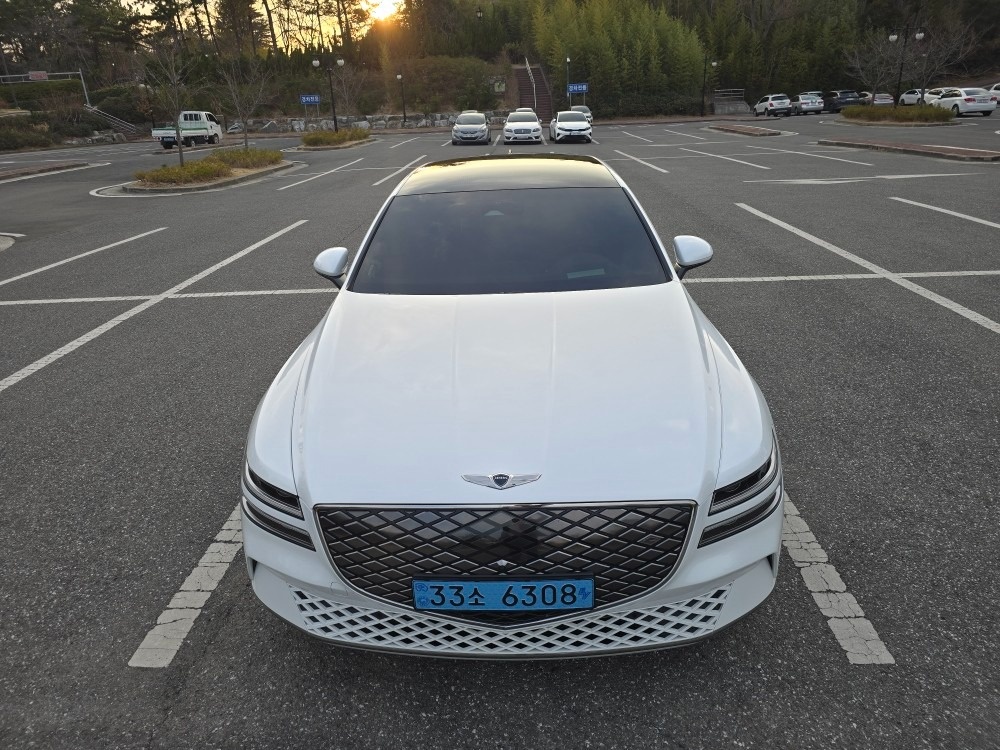 올 뉴 G80 RG3 BEV(87.2kWh) AWD 19인치 (기본디자인) 매물 썸네일