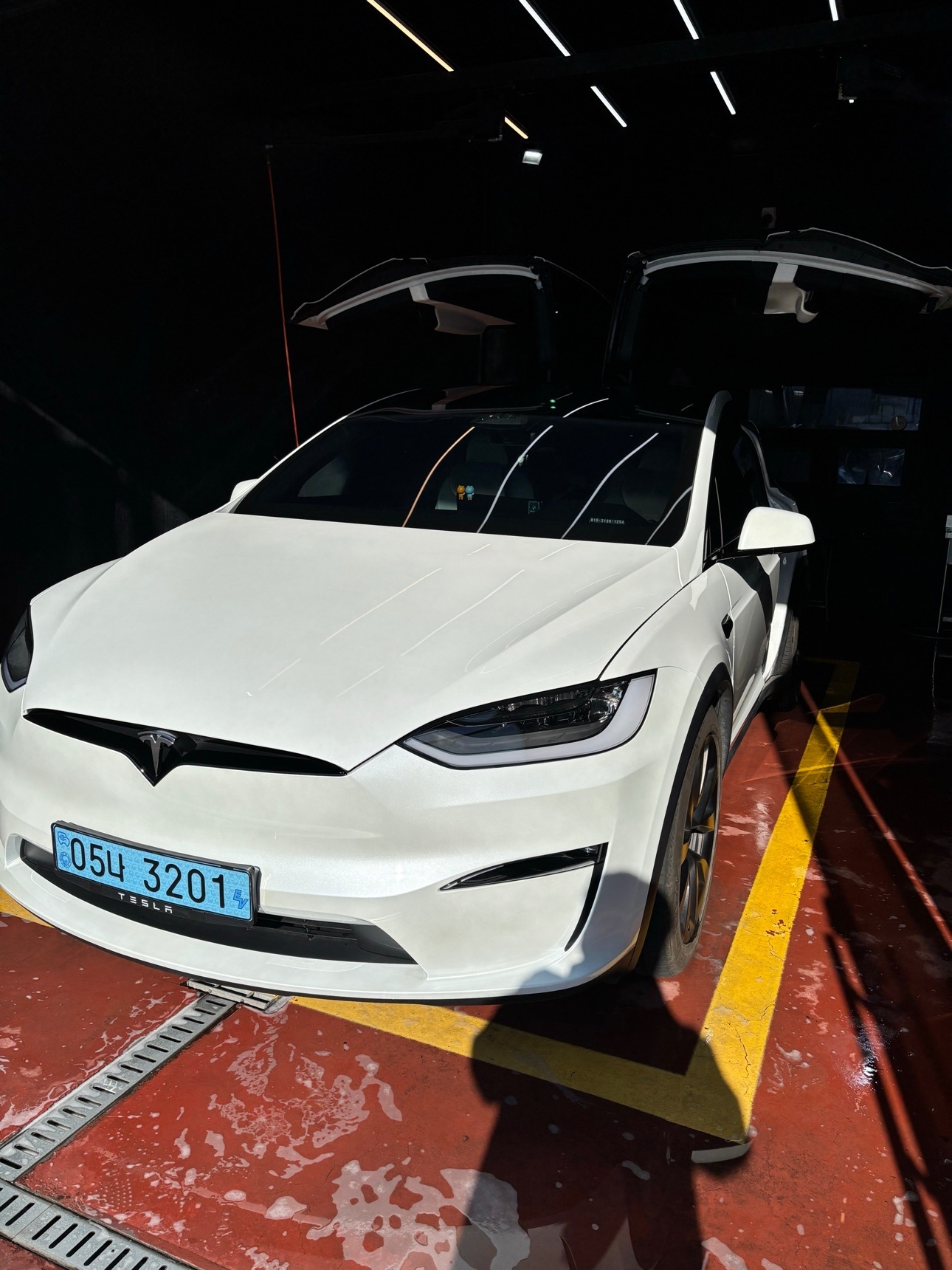모델 X BEV(75kWh) AWD 롱 레인지 매물 썸네일