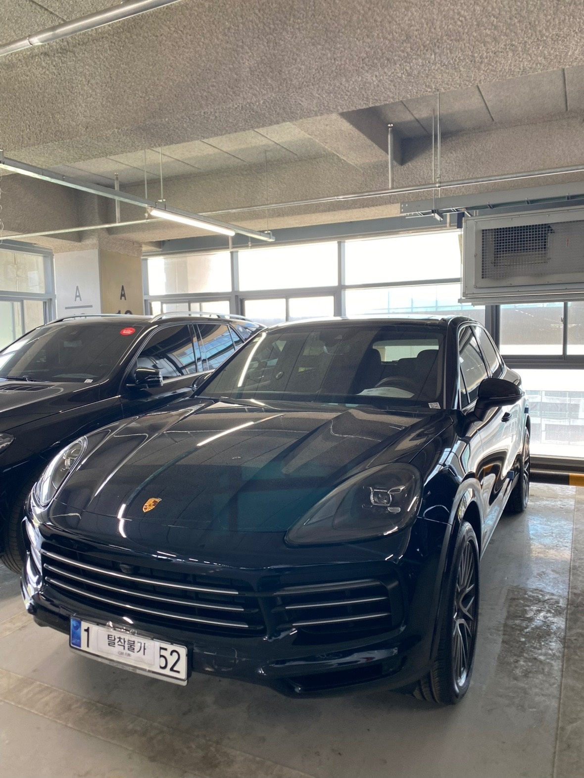 카이엔 9YA 3.0 (V6 Turbo) 전기형 (340마력) 매물 썸네일