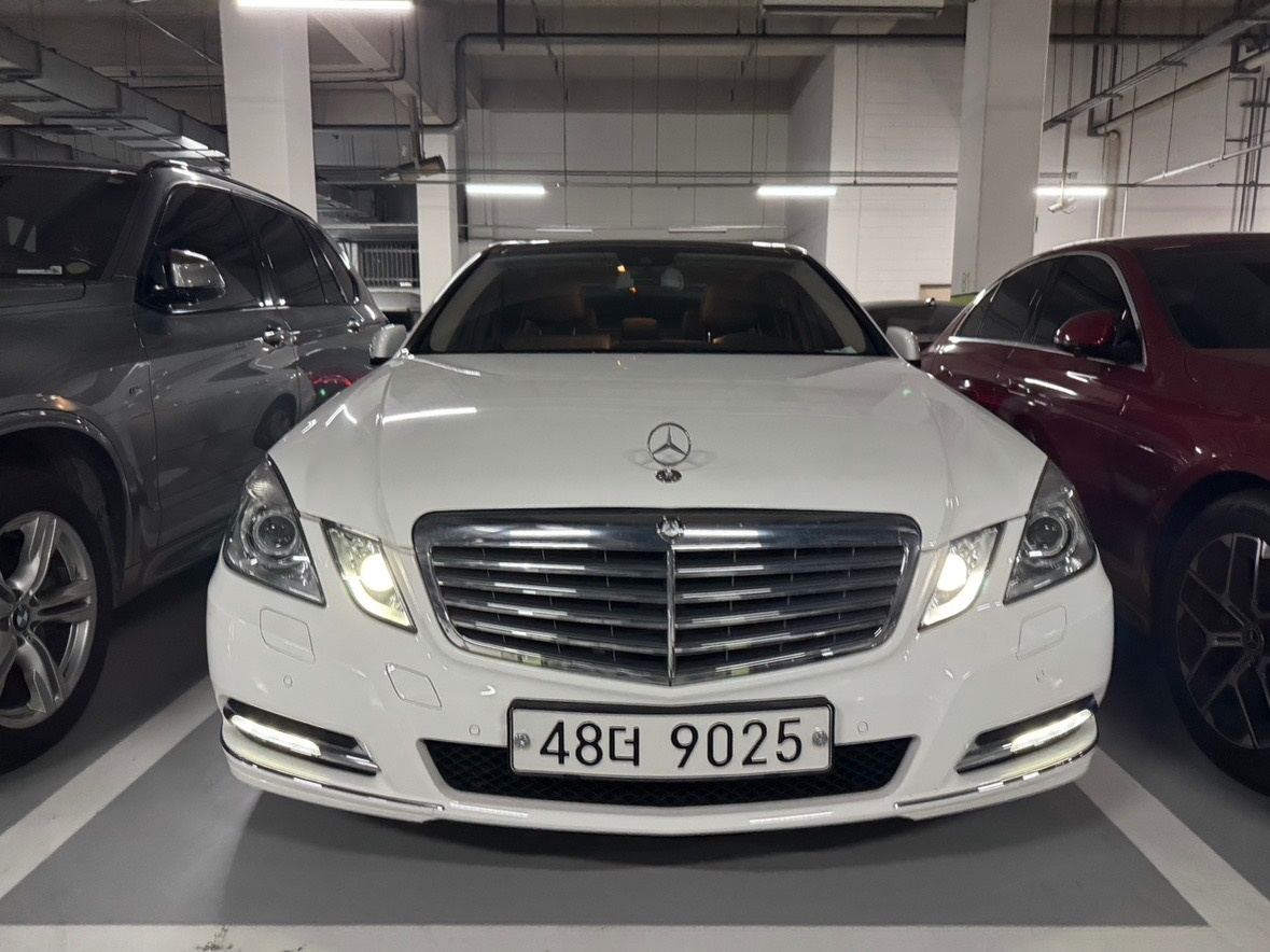 E 클래스 W212 E300 후기형 (252마력) 매물 썸네일