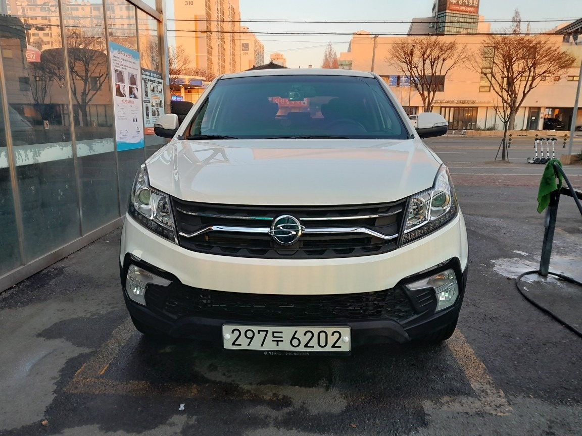 뉴 스타일 코란도 C C250 5인승(디젤 2.2) 4WD KX/ 112순찰차 매물 썸네일