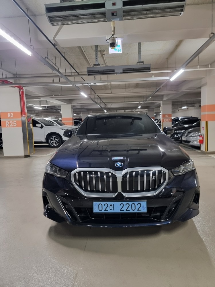 i5 G60 40(81.2kWh) eDrive (340마력) 매물 썸네일