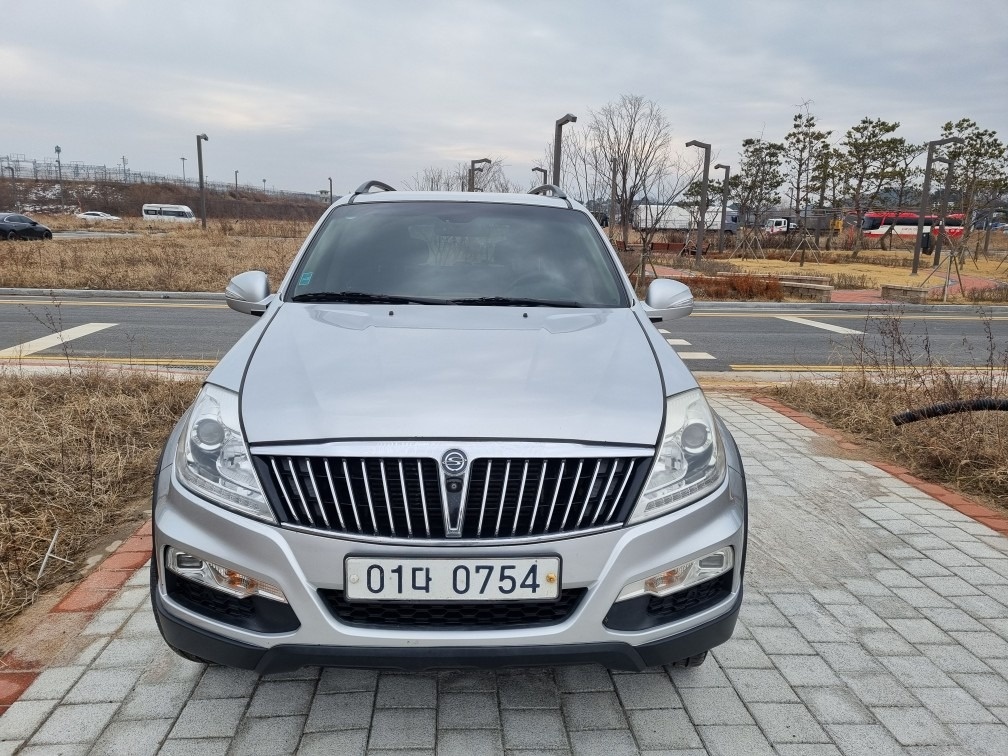 렉스턴 W Y200 5인승(RX5 2.2) 4WD 럭셔리 매물 썸네일