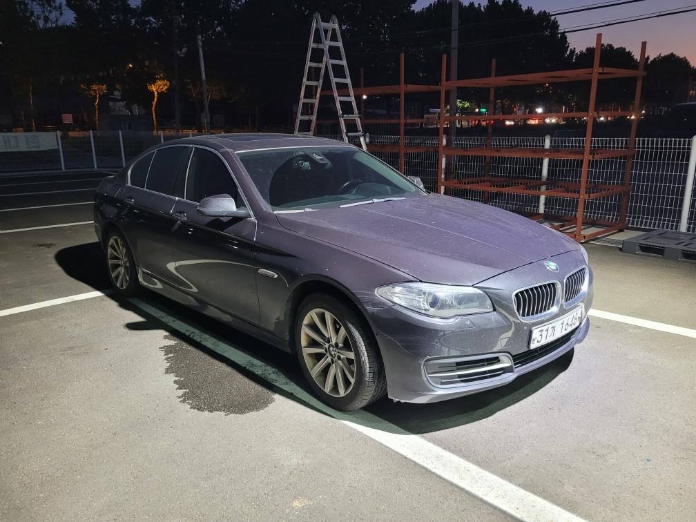5시리즈 F10 528 i xDrive 후기형 (245마력) 매물 썸네일