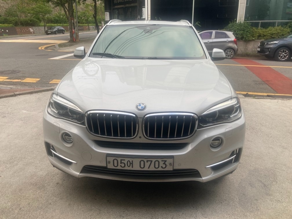 X5 F15 30d xDrive (258마력) 매물 썸네일