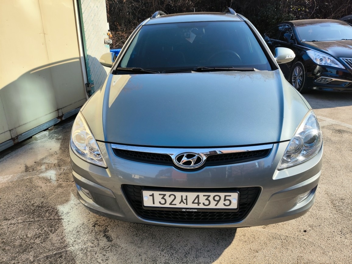 i30 cw FD 1.6 VVT FWD 럭셔리 매물 썸네일