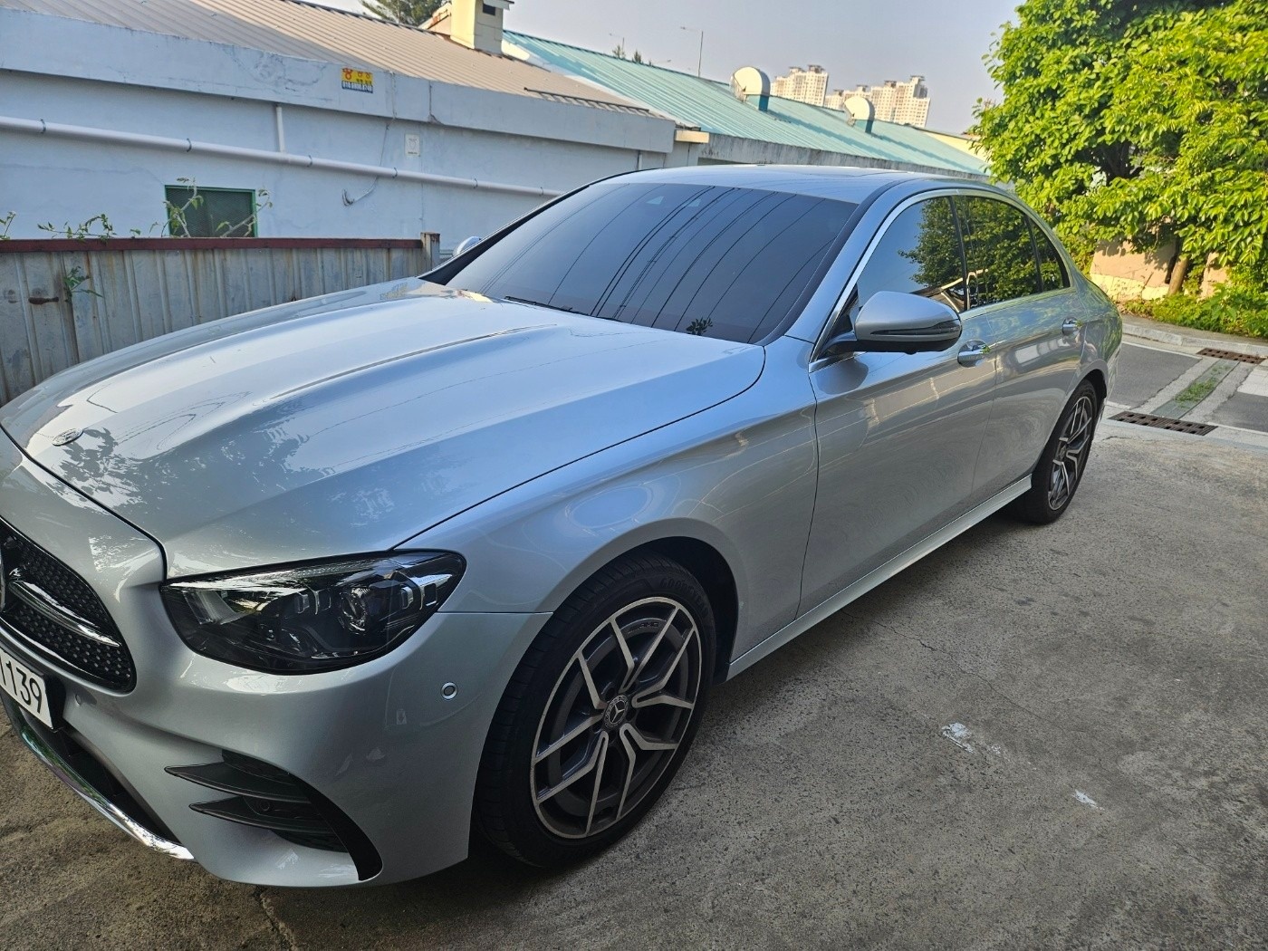 E 클래스 W213 E220 d 4Matic 후기형 (194마력)AMG Line 매물 썸네일