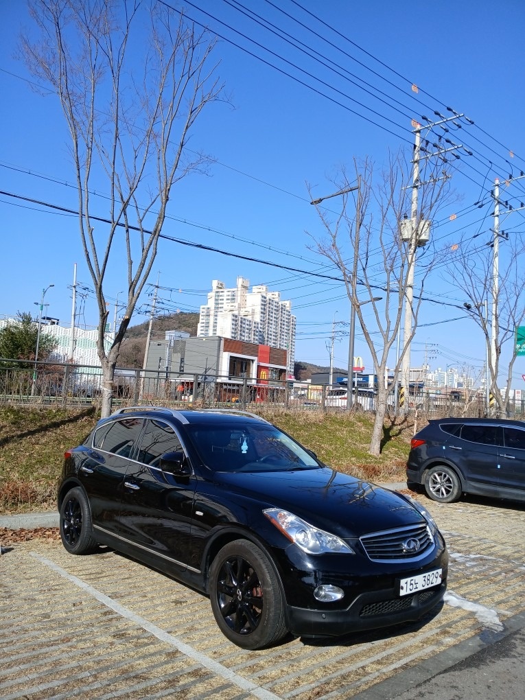 EX J50 3.5 (V6 VVEL) 4WD (302마력) 매물 썸네일