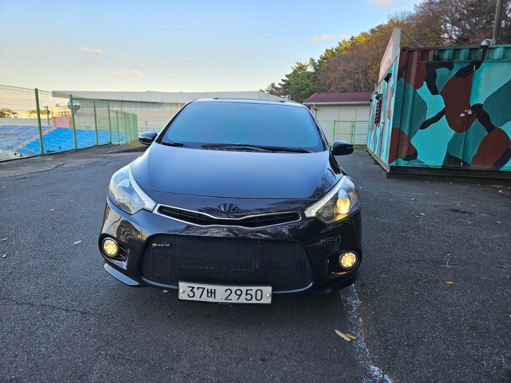 K3 쿱 YK 2DR 1.6T FWD 노블레스 매물 썸네일