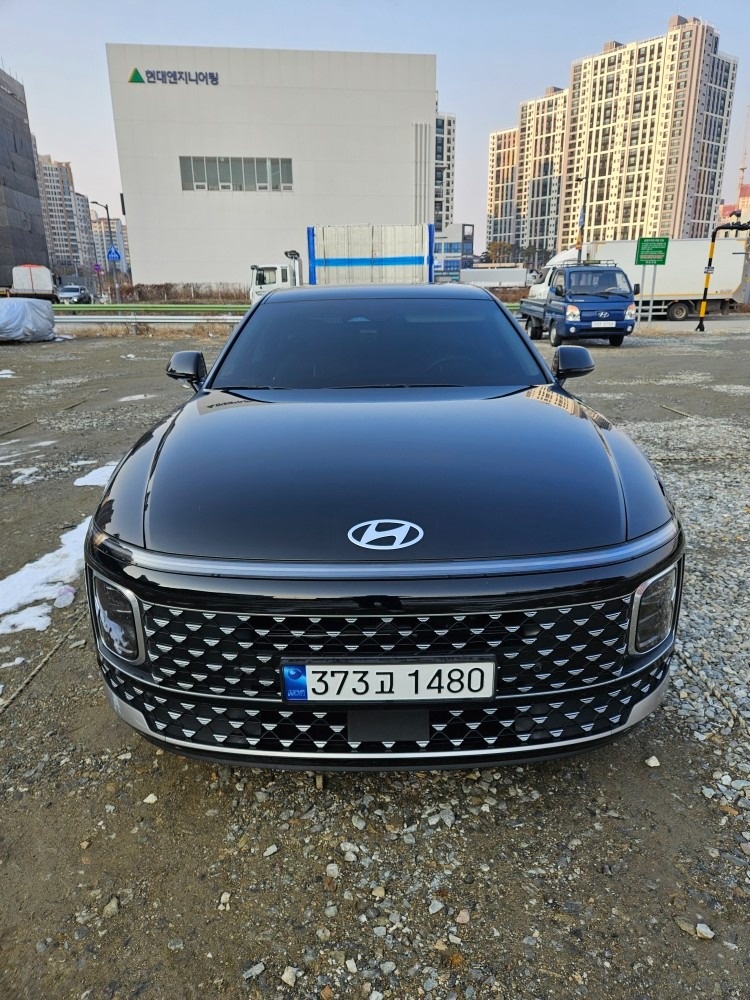 디 올 뉴 그랜저 GN7 1.6T HEV FWD 프리미엄 매물 썸네일