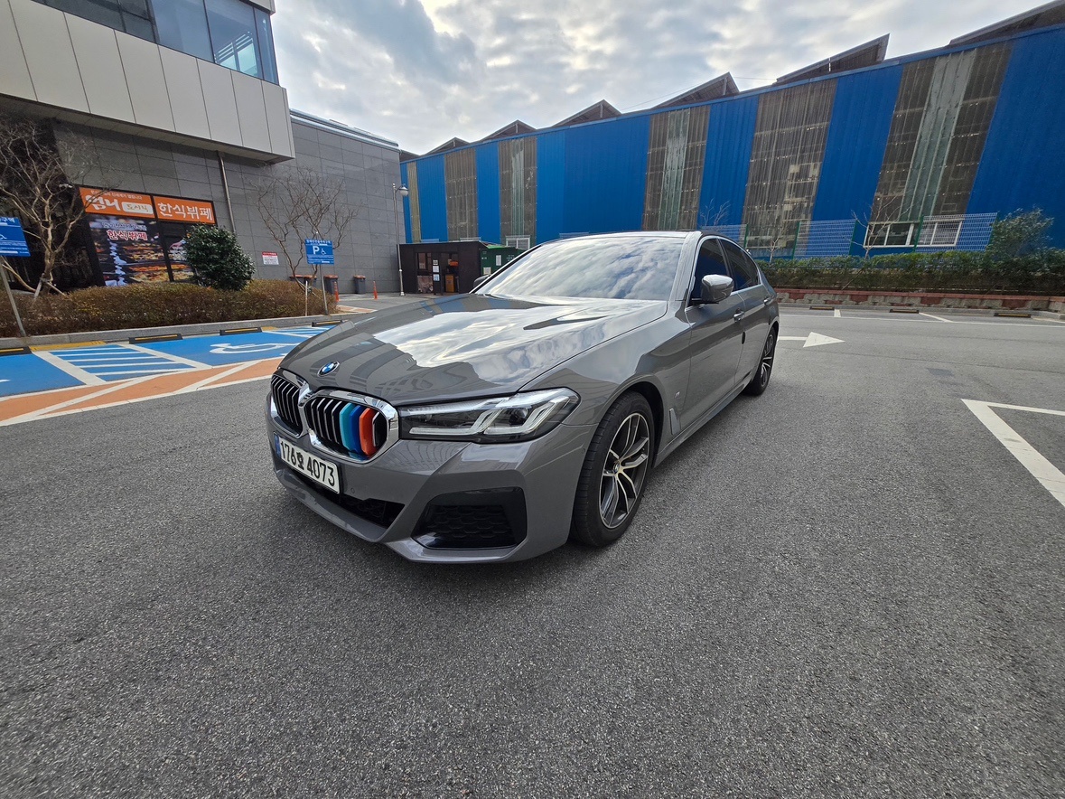 5시리즈 G30 523d xDrive 후기형 (190마력)M 스포츠 매물 썸네일