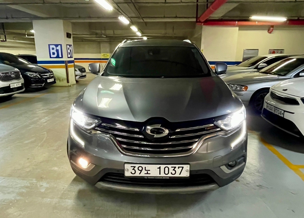 QM6 HZG 5인승(디젤 2.0) 4WD RE 시그니처 매물 썸네일
