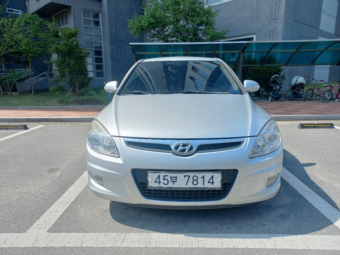 i30 FD 1.6 디젤 FWD 럭셔리 매물 썸네일