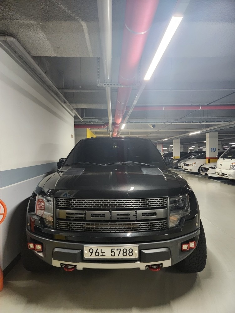 F150 XII 슈퍼캡 6.2 (V8 4WD) 랩터 매물 썸네일