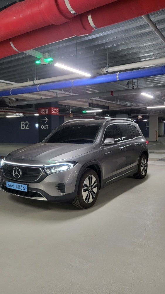 EQB 클래스 X247 EQB300 4Matic 전기형 (313km)일렉트릭 아트 매물 썸네일