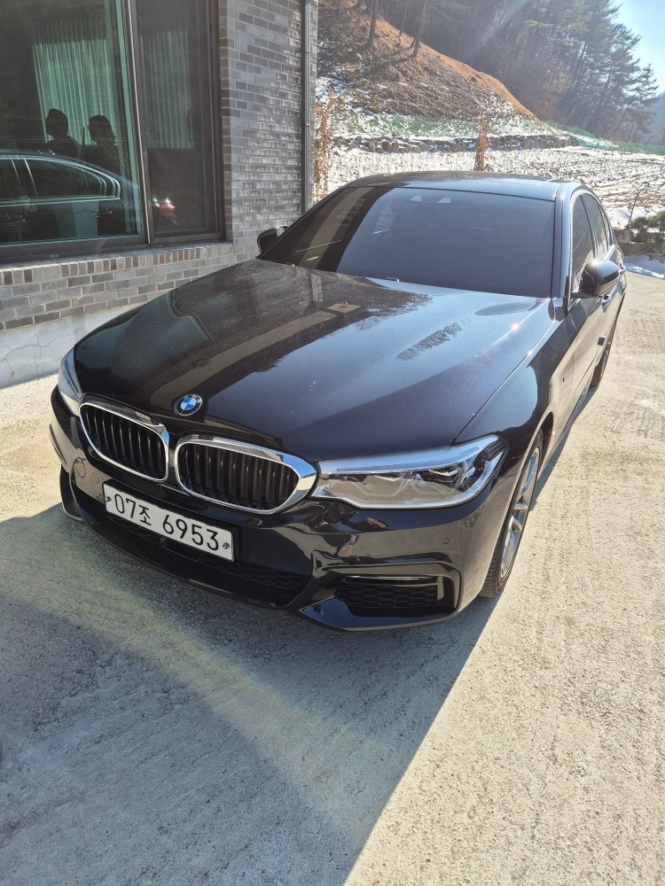 5시리즈 G30 530 i xDrive (252마력)M 스포츠 매물 썸네일