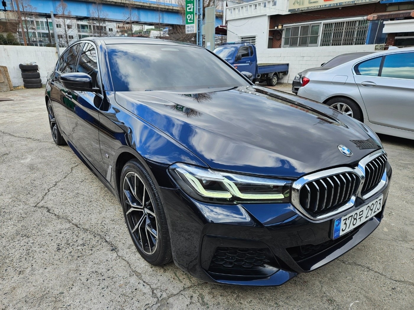 5시리즈 G30 530 i xDrive 페이스리프트 (252마력) 매물 썸네일