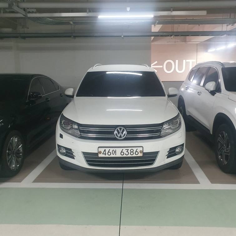 뉴 티구안 5N 2.0 TDI 블루모션 (140마력) 매물 썸네일