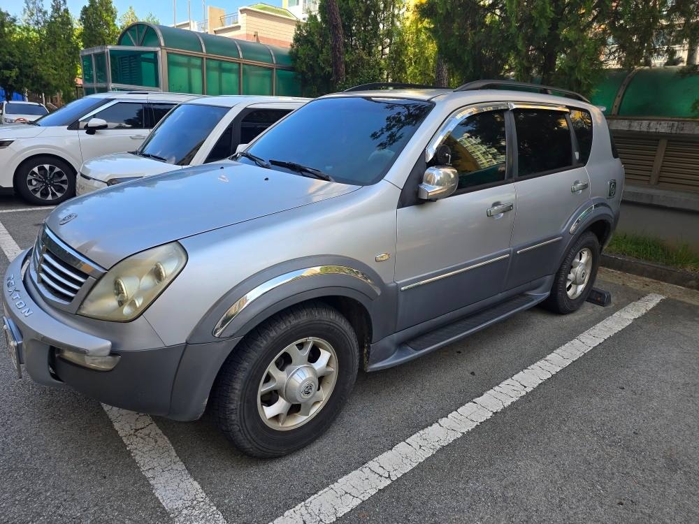 뉴 렉스턴 Y200 7인승(디젤 RX5 TI) 4WD 고급 매물 썸네일