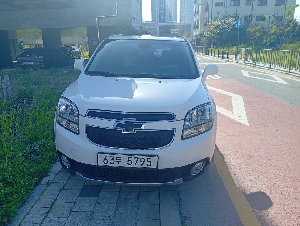 올란도 MPV7 7인승(2.0 디젤) FWD LTZ 프리미엄 매물 썸네일