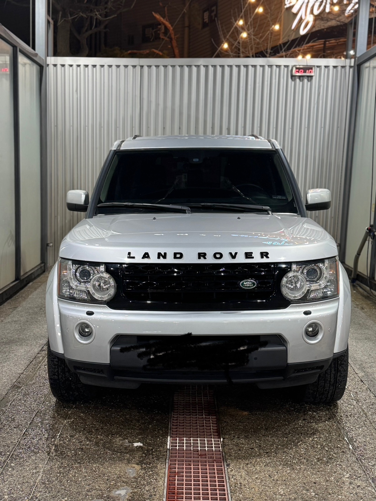 디스커버리 4 L319 3.0 TD V6 매물 썸네일