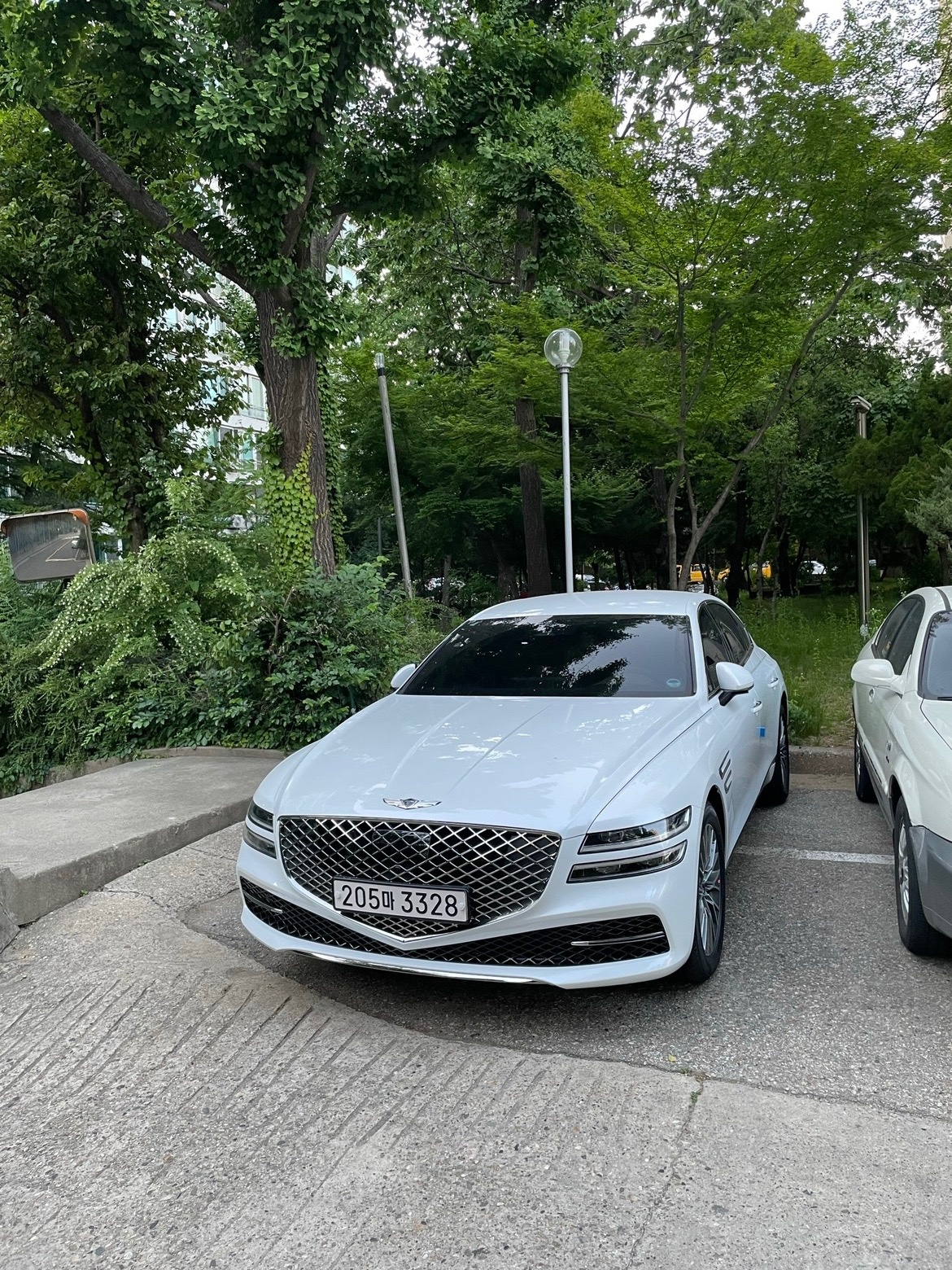 올 뉴 G80 RG3 2.5T AWD 18인치 (기본디자인) 매물 썸네일