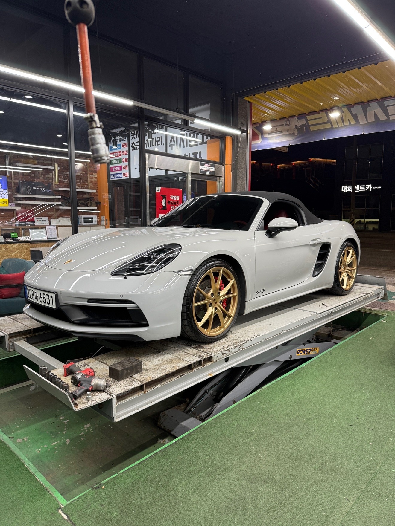 718 박스터 982 2.5 GTS (365마력) 매물 썸네일