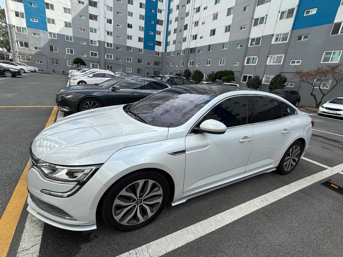SM6 LFD 2.0 GDe LE 매물 썸네일