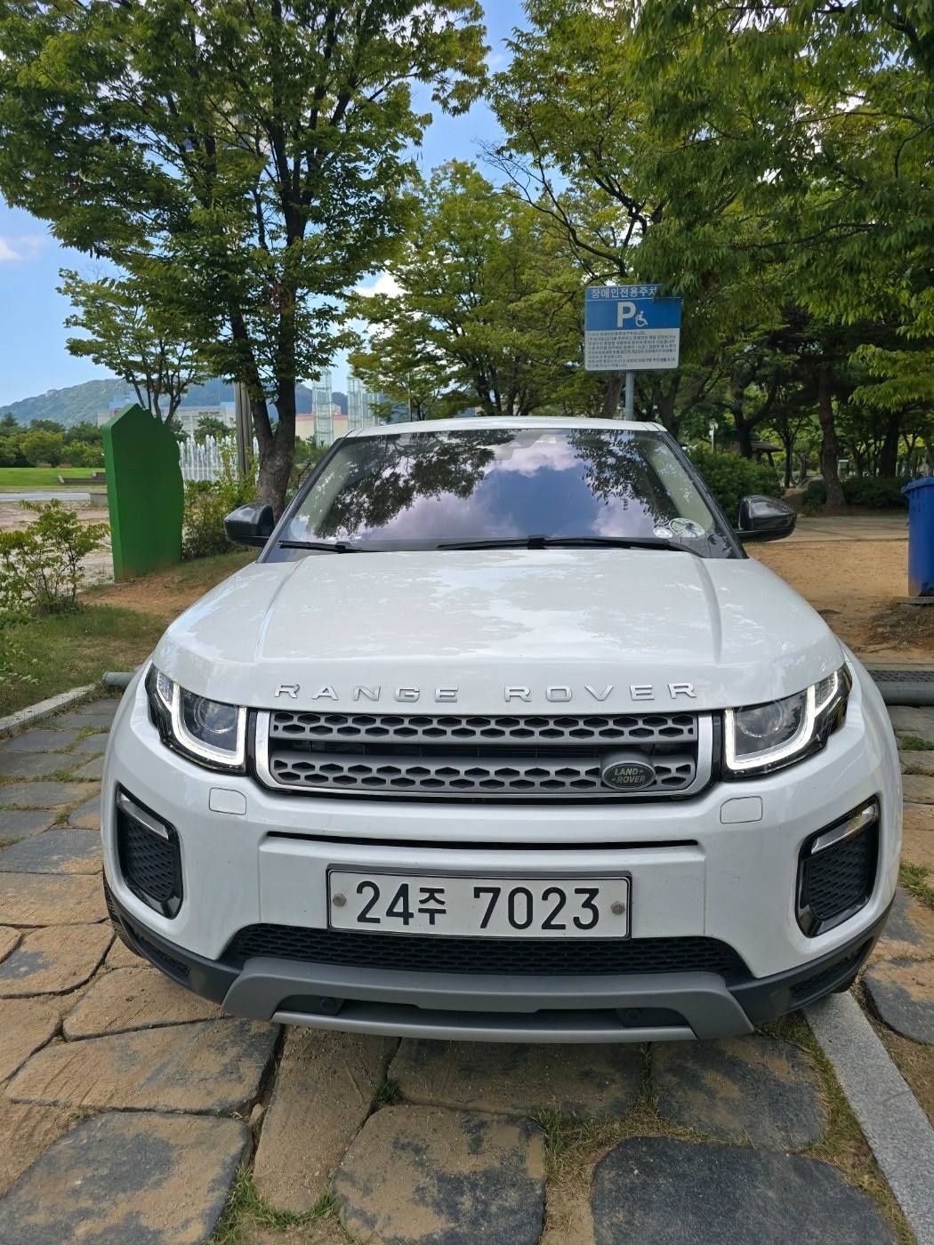 레인지로버 이보크 L538 2.0 TD4 매물 썸네일