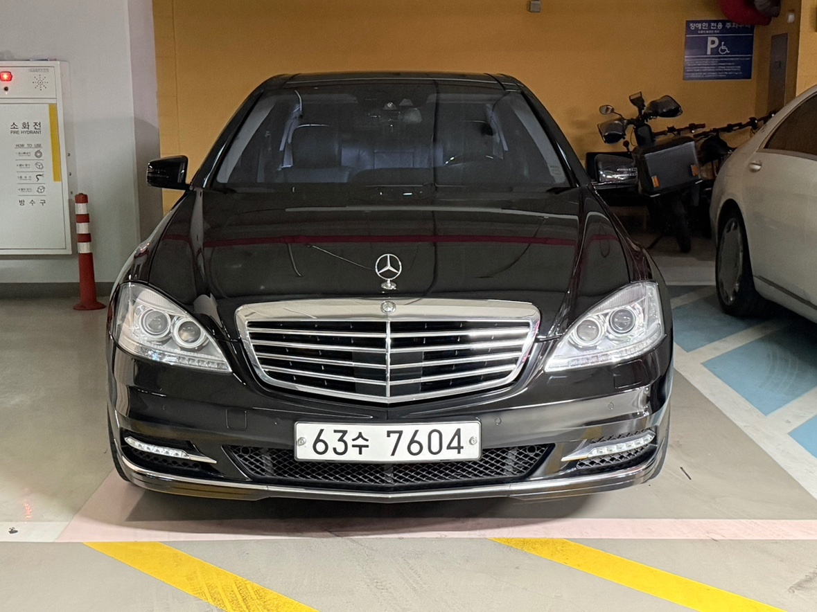 S 클래스 W221 S500 L (388마력) 매물 썸네일