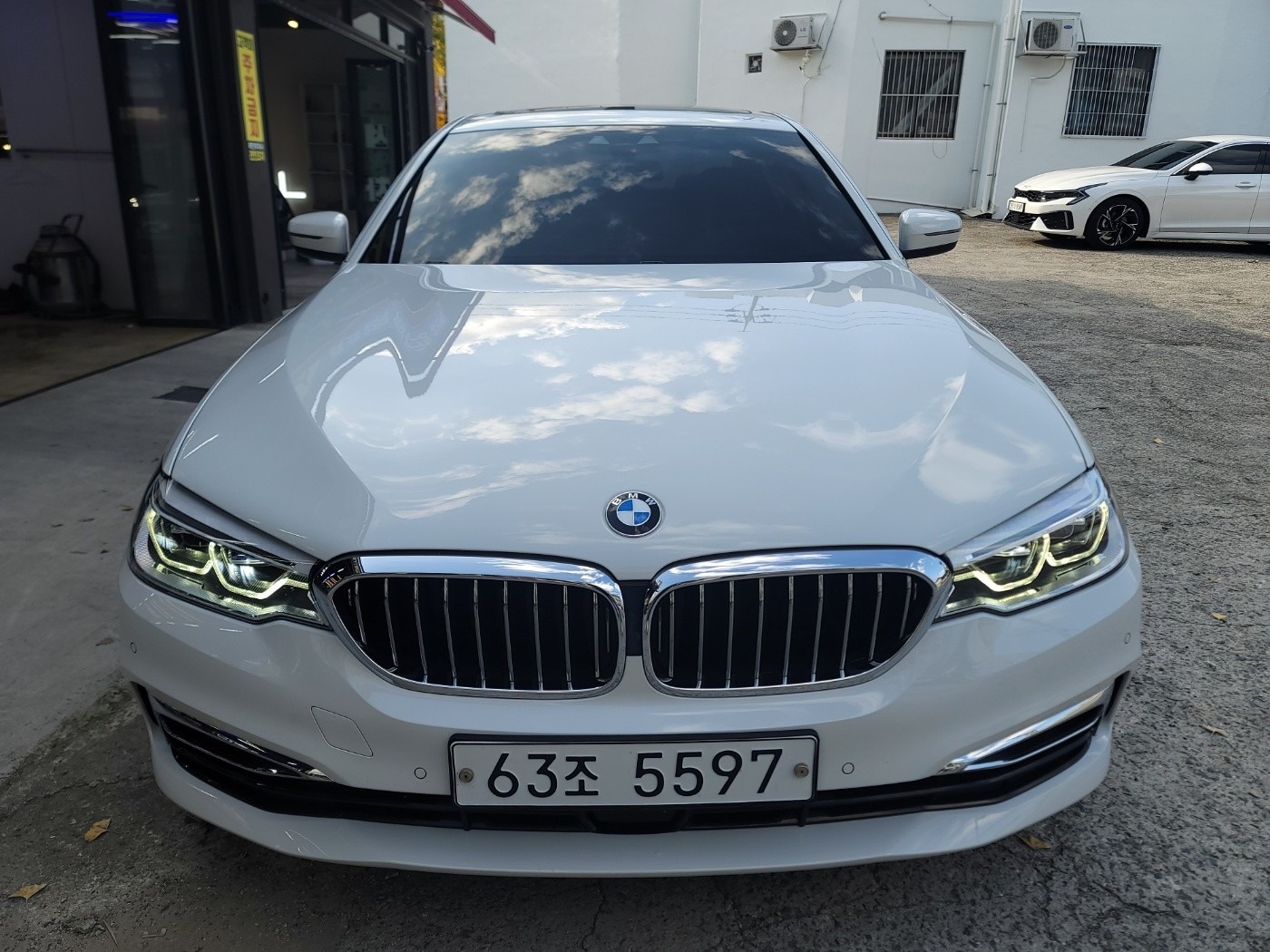 5시리즈 G30 530 i (252마력)럭셔리 플러스 매물 썸네일