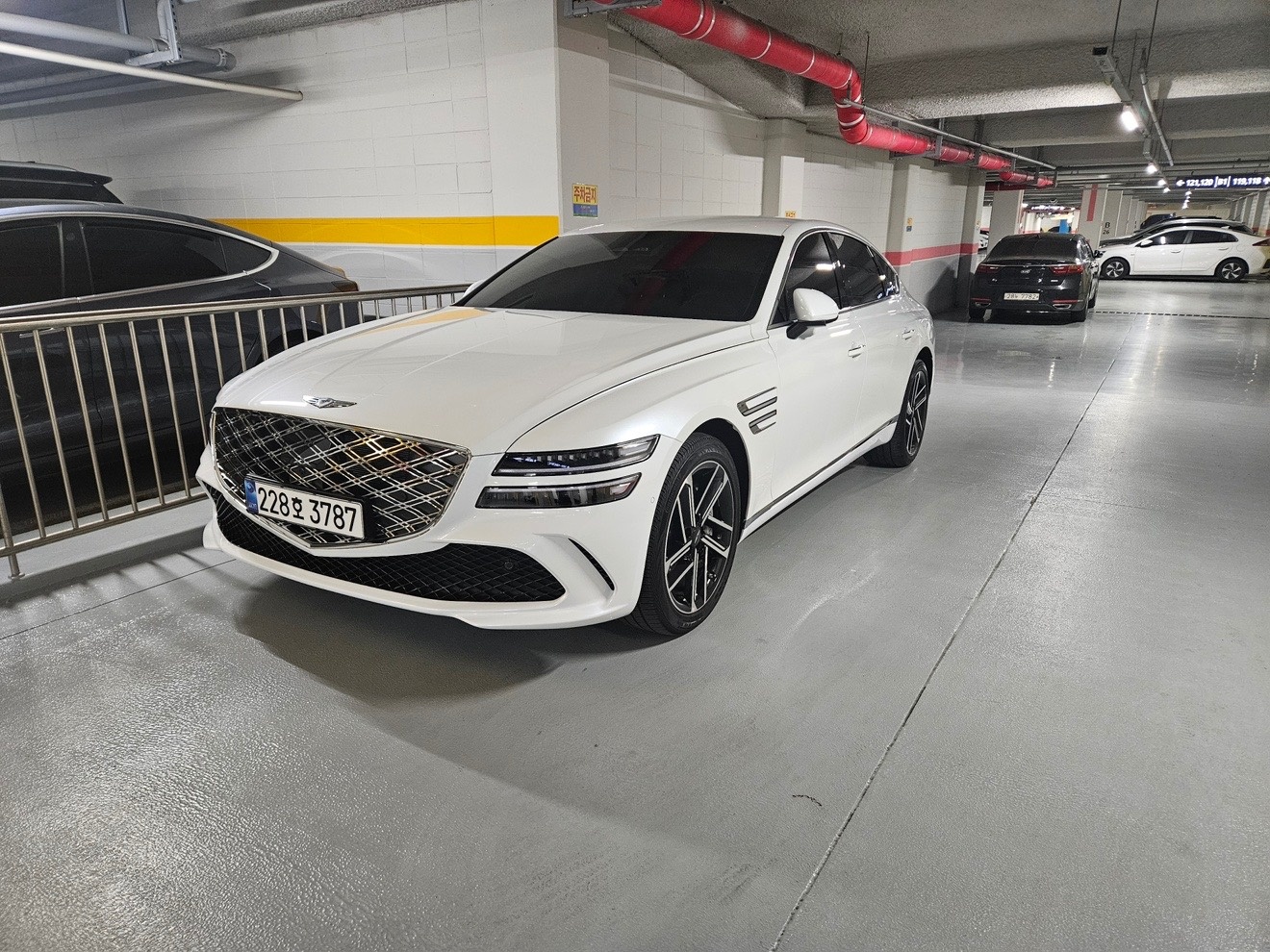 올 뉴 G80 RG3 3.5T AWD 19인치 B (SDS2+ECS) 매물 썸네일