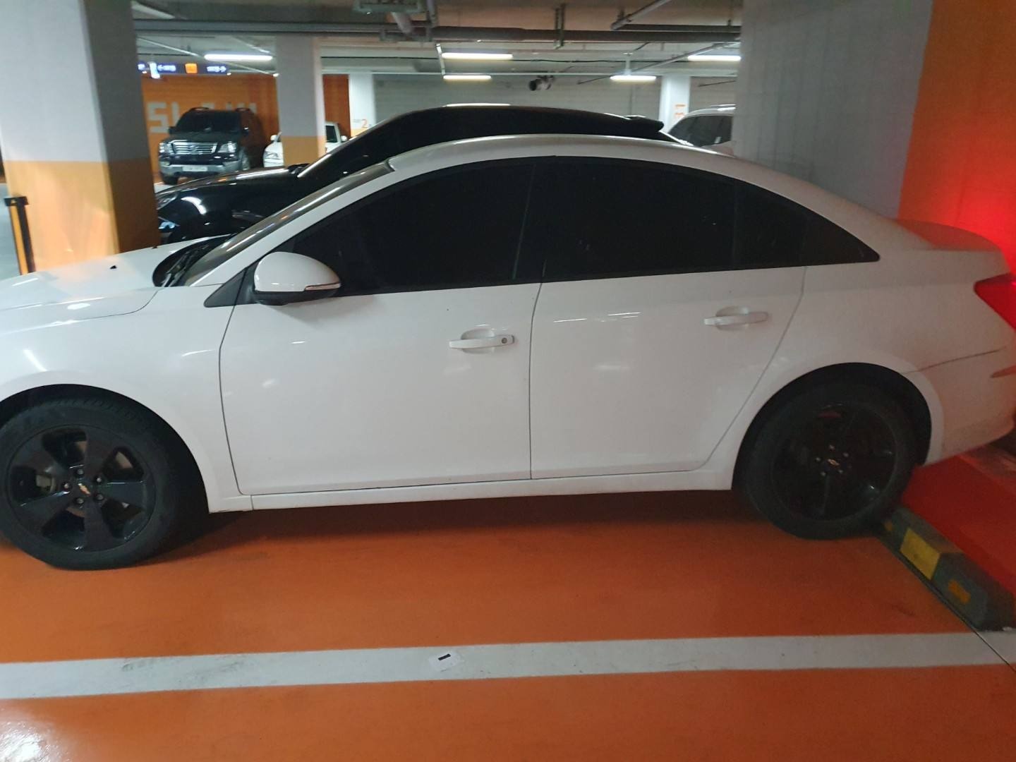 어메이징 뉴 크루즈 J300 4도어 2.0 디젤 FWD LT 디럭스팩 매물 썸네일