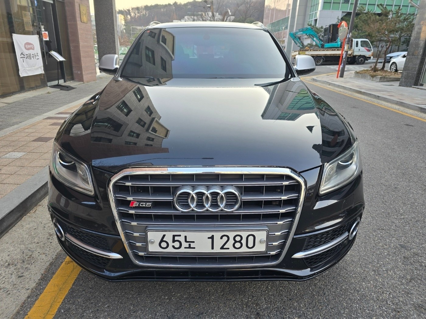 SQ5 8R 3.0 TDI 콰트로 (313마력) 매물 썸네일