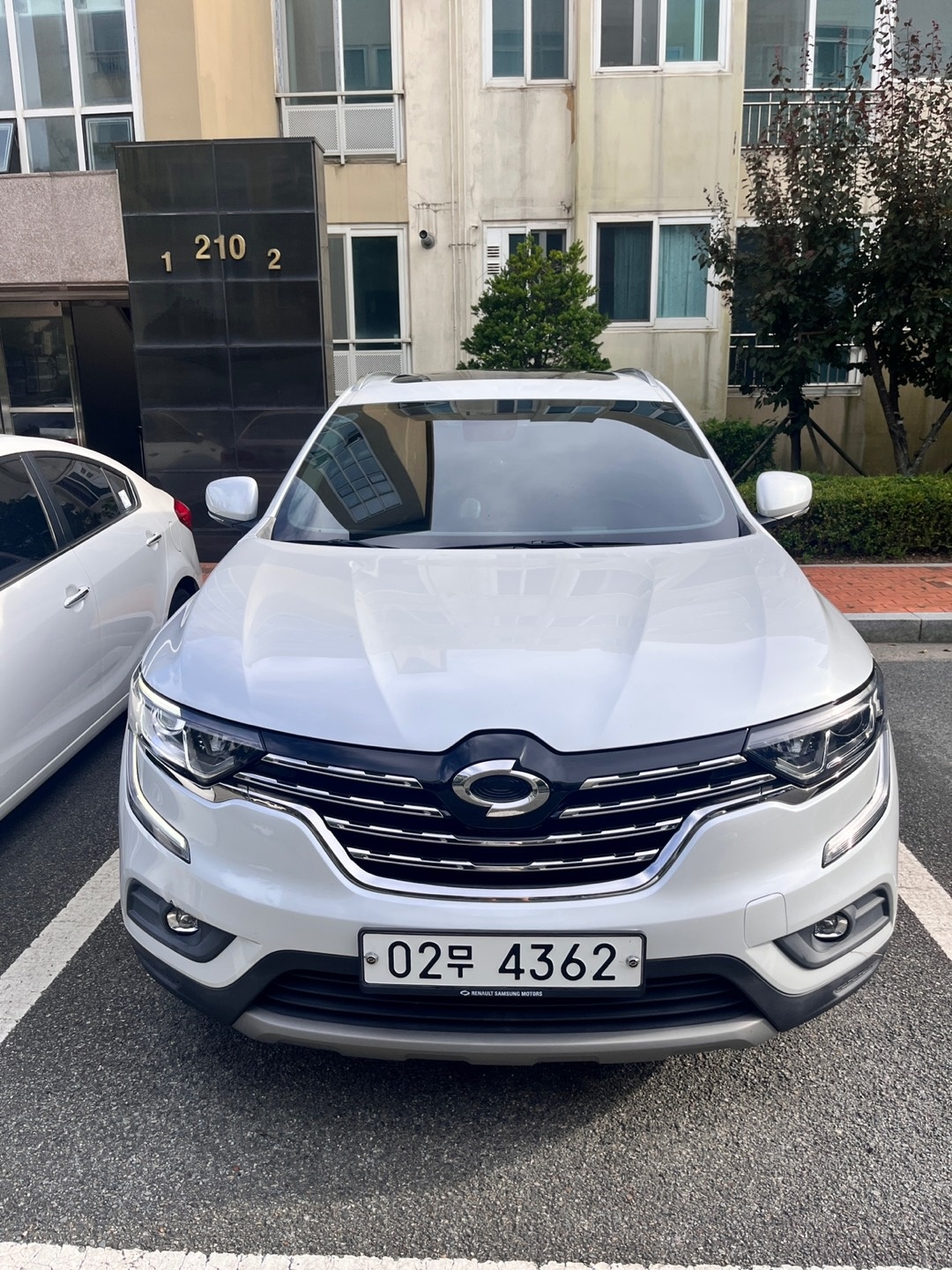 QM6 HZG 5인승(가솔린 2.0) FWD LE 매물 썸네일