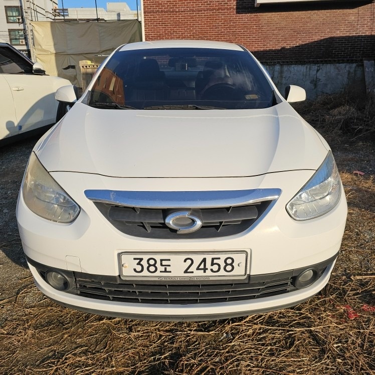 뉴 SM3 L38 가솔린 1.6 FWD RE 매물 썸네일