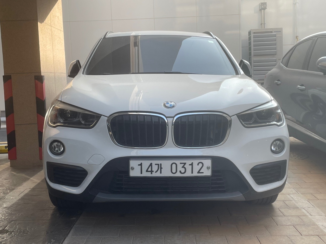 X1 F48 20d xDrive 전기형 (190마력) 매물 썸네일