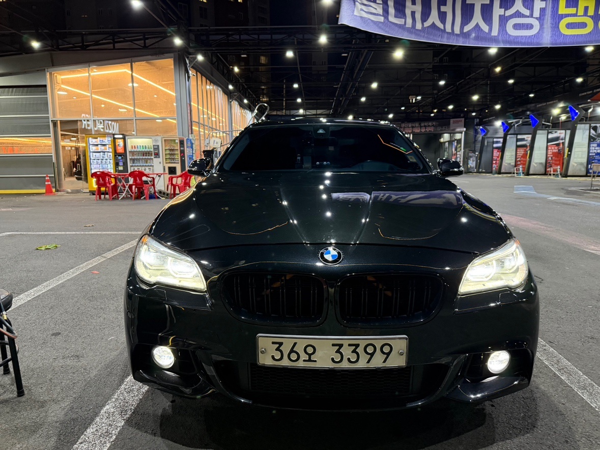 5시리즈 F10 528 i xDrive 후기형 (245마력) 매물 썸네일