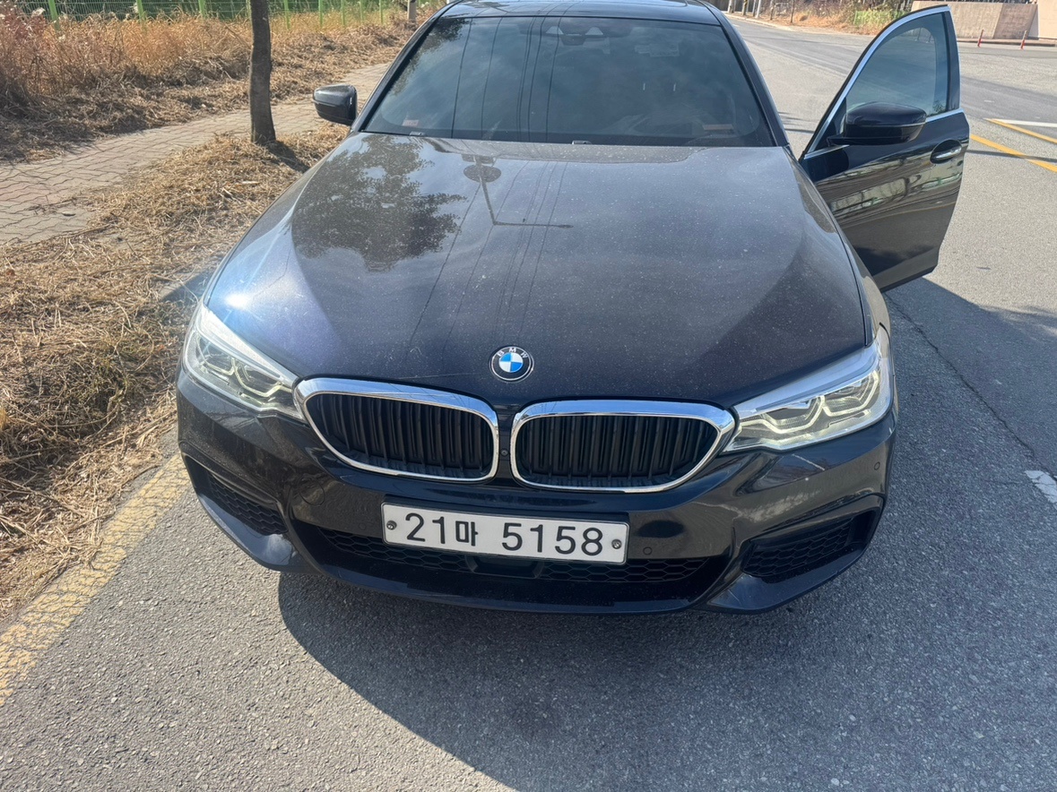 5시리즈 G30 530 i xDrive (252마력)M 스포츠 플러스 매물 썸네일