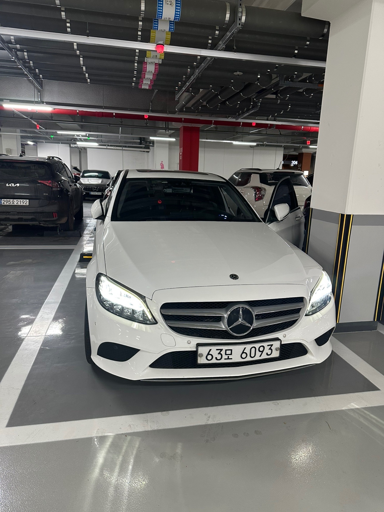 C 클래스 W205 C220 d (194마력) 매물 썸네일