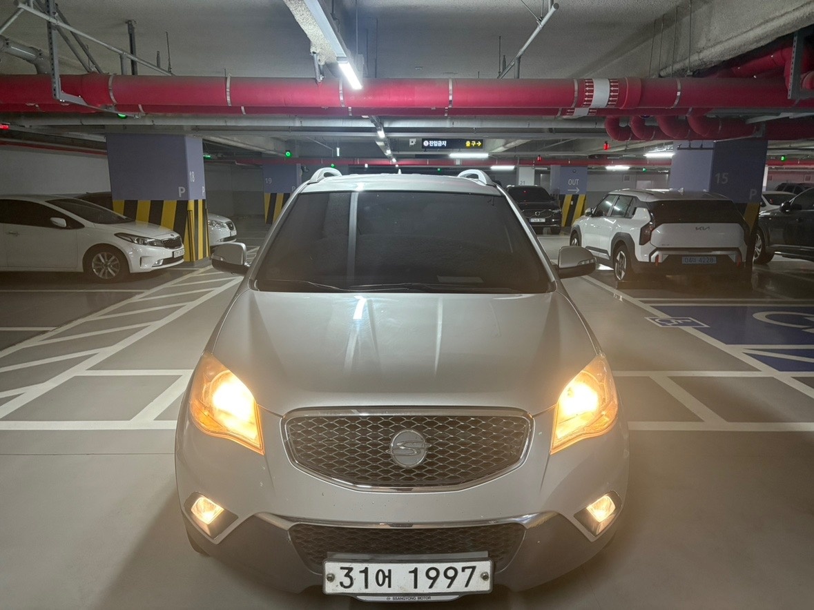 코란도 C C200 5인승(디젤 클러비) AWD 파크 매물 썸네일