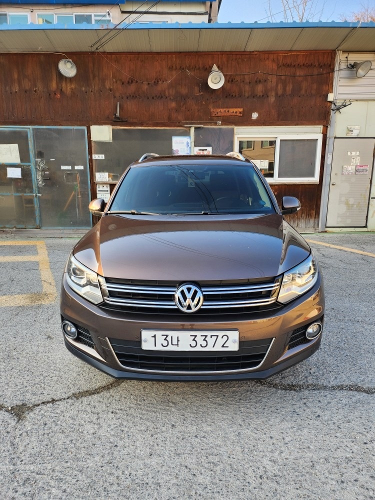 뉴 티구안 5N 2.0 TDI 블루모션 (140마력) 매물 썸네일